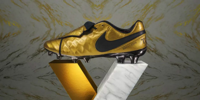 Totti: Megtiszteltetés az új Nike cipőm