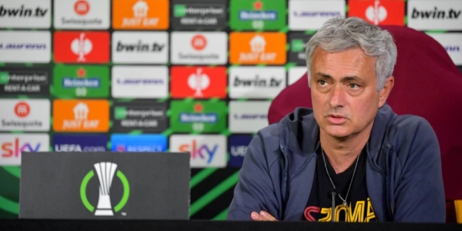 Mourinho: Maximálisan a Vitesse elleni meccsre koncentrálunk